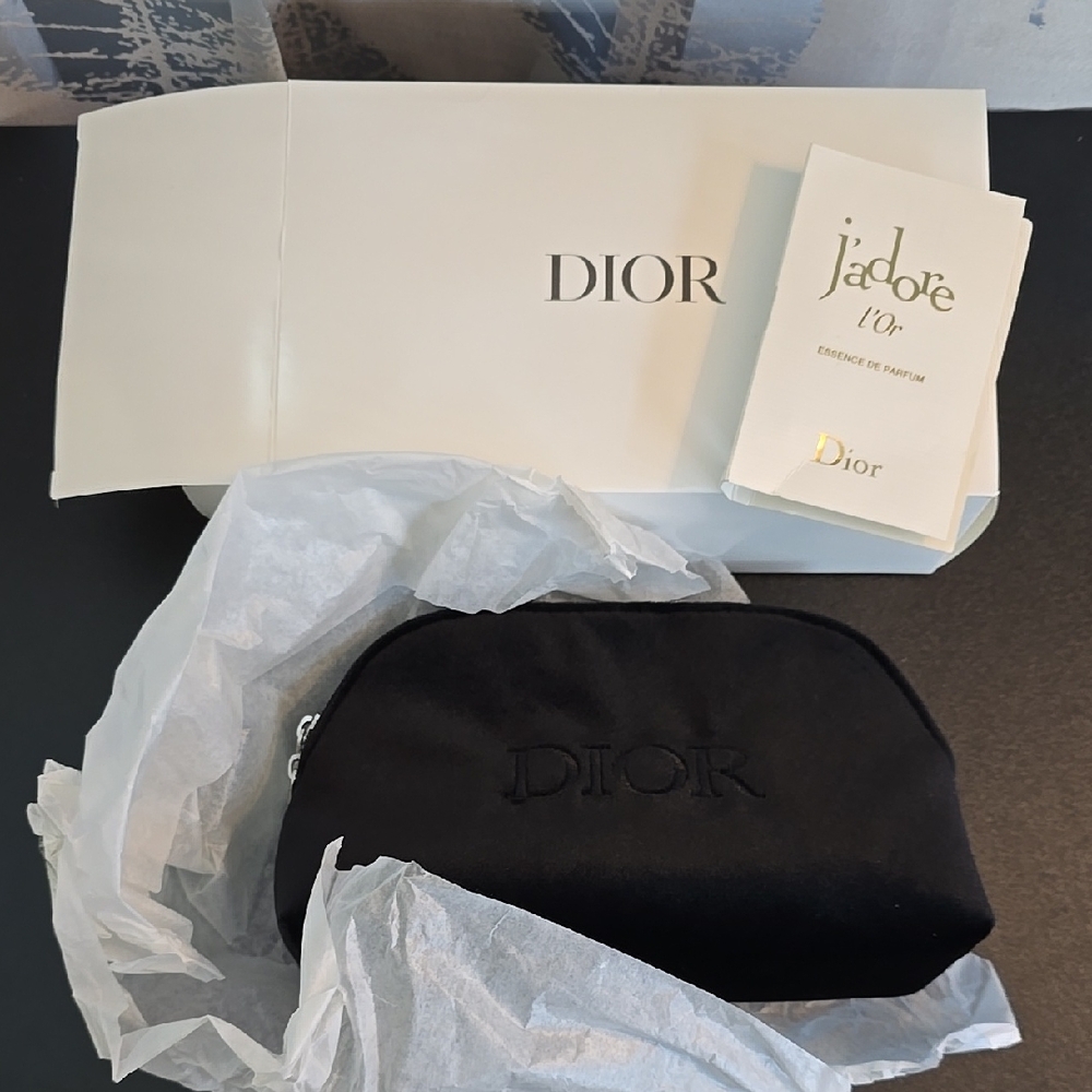 Dior Black Cosmetic Pouch With Box And Sample J'adore L'Or